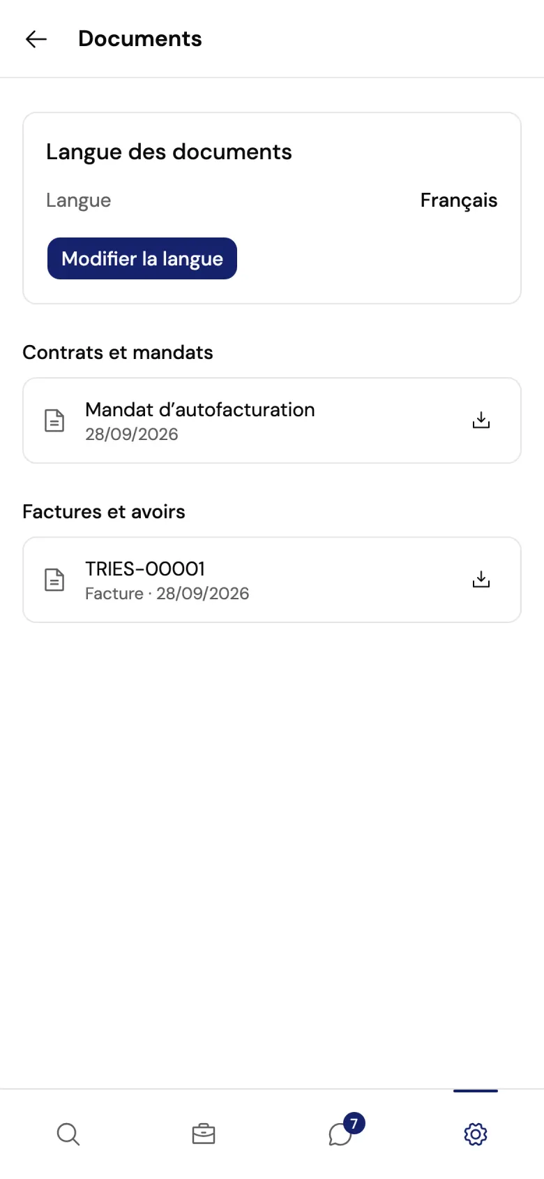 La page Documents de la professionnelle : le mandat d’autofacturation dans Contrats et mandats, et la facture TRIES-00001 dans Factures et avoirs.